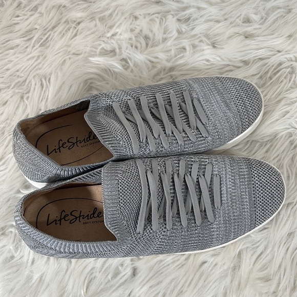 LifeStride Women's Esme 2 Round Toe Slip On Sneaker Size 8.5 - Picture 4 of 14